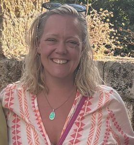 Breast reduction patient Lauren